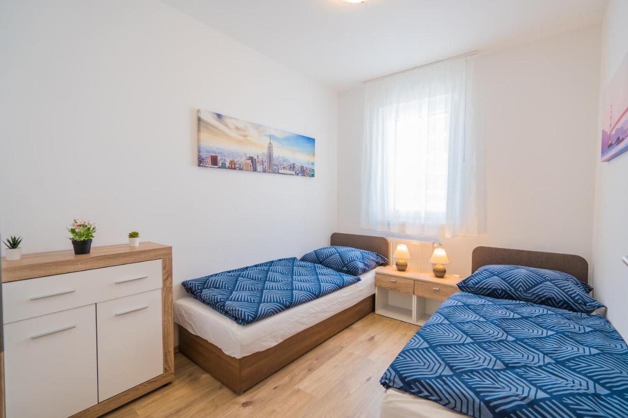 Gemini Apartments Siofok I., Iii. Екстериор снимка