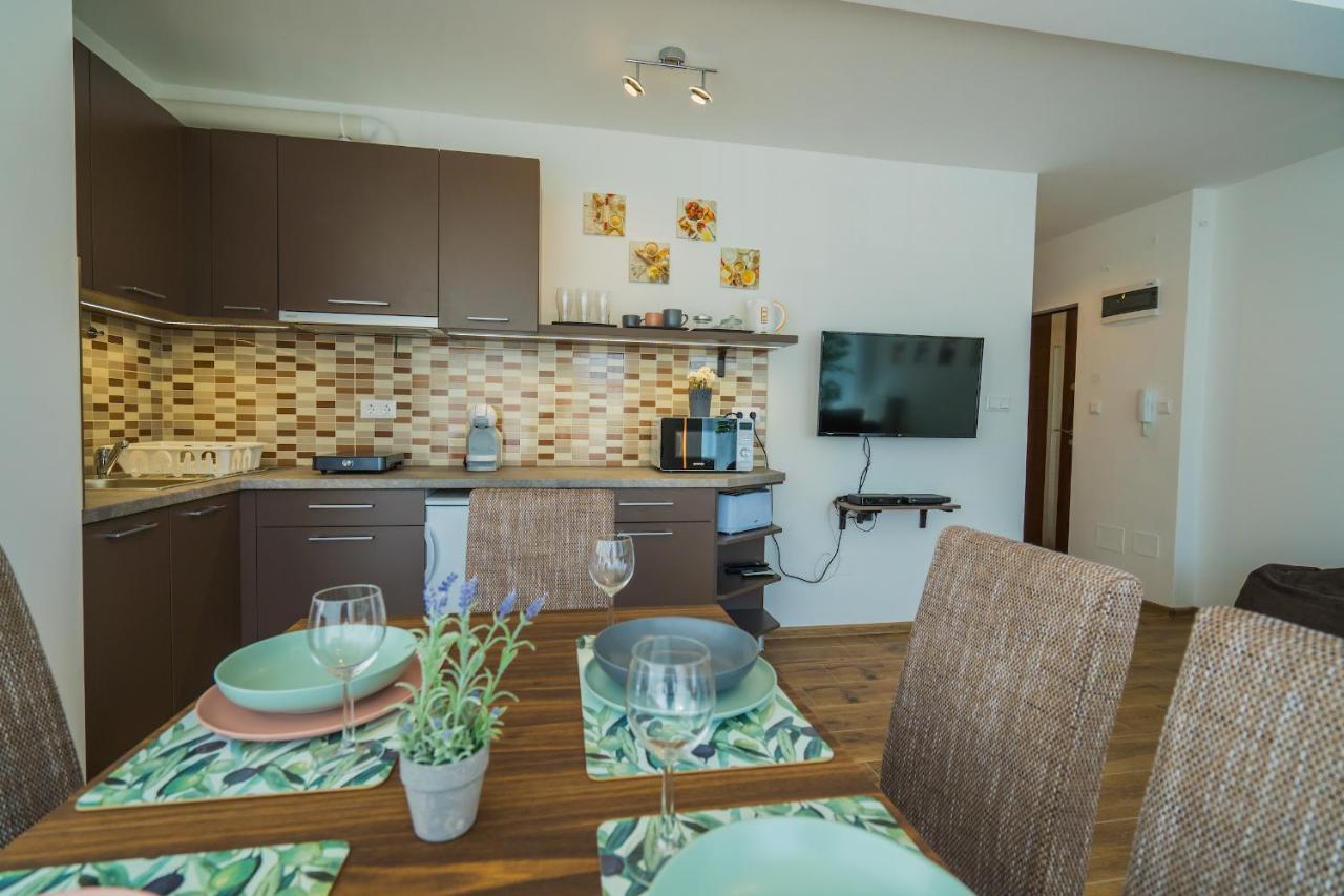 Gemini Apartments Siofok I., Iii. Екстериор снимка