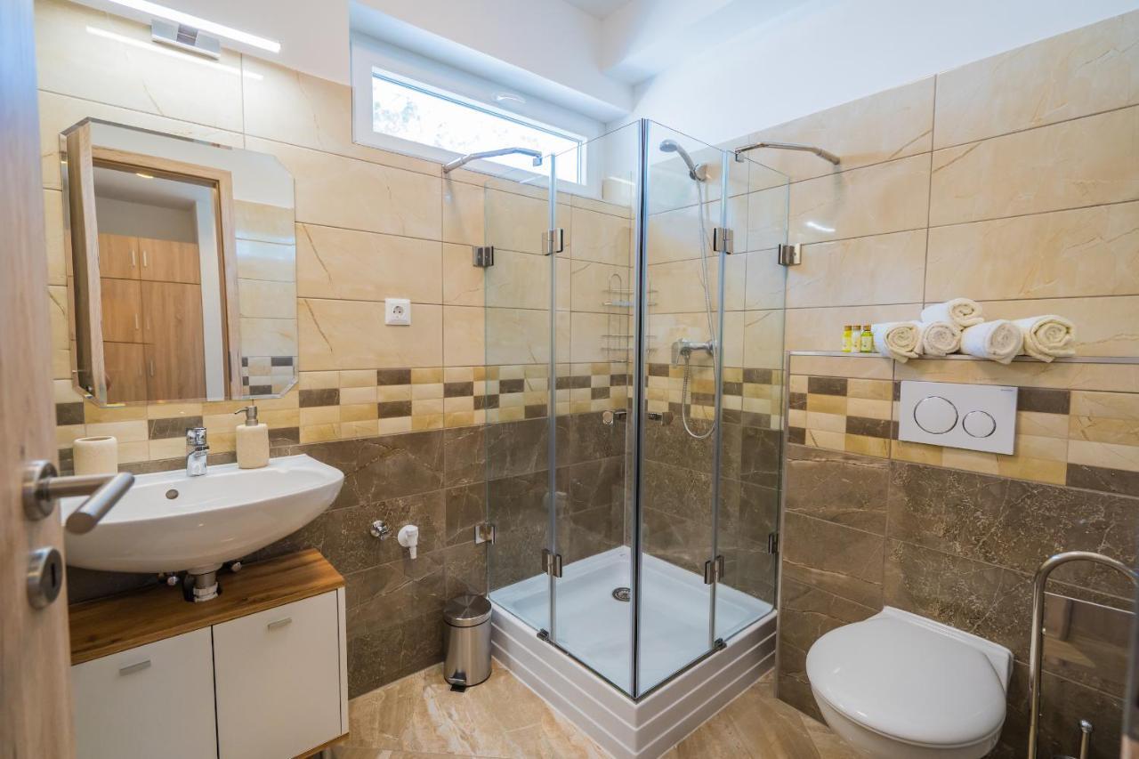 Gemini Apartments Siofok I., Iii. Екстериор снимка