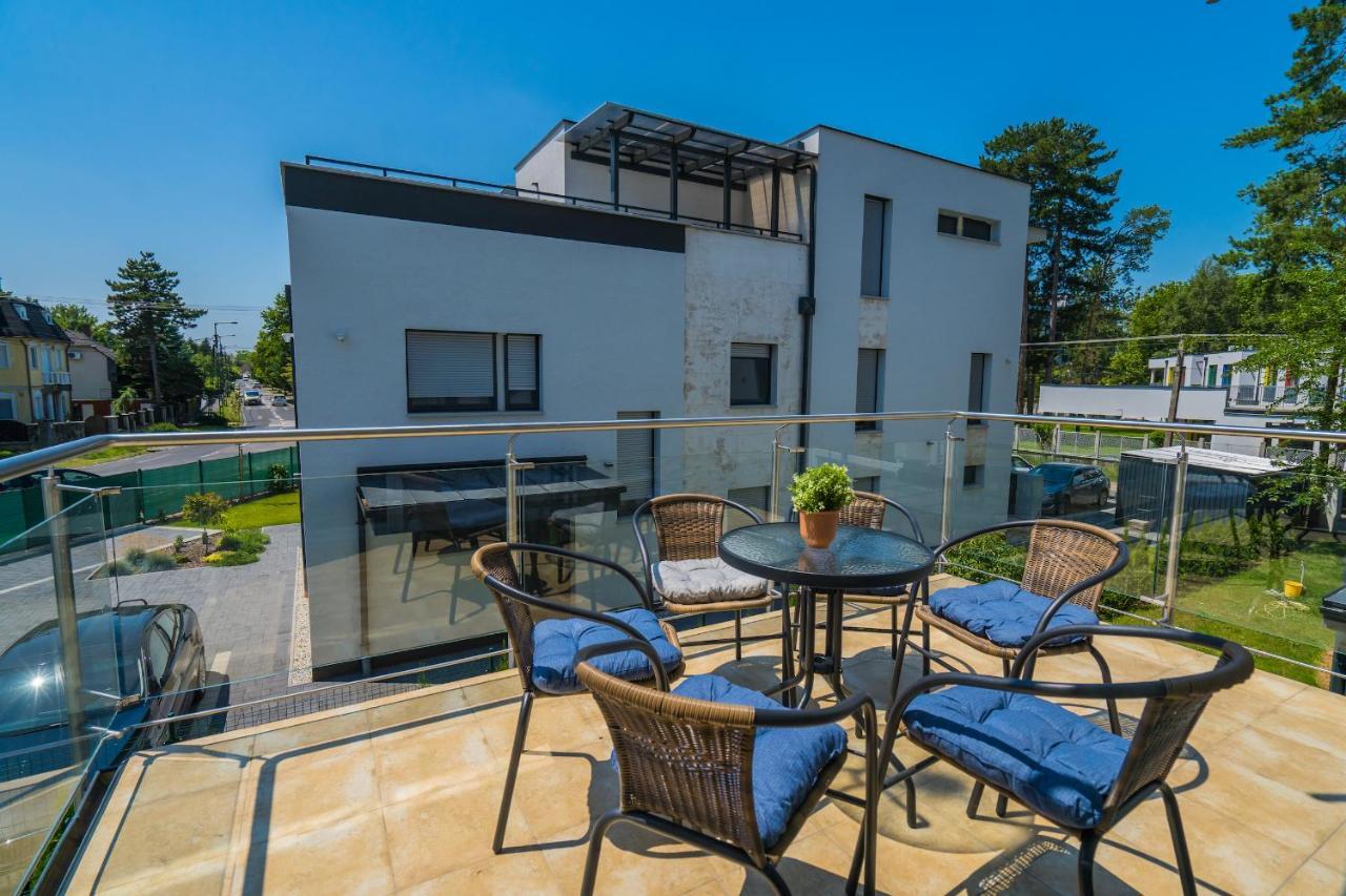 Gemini Apartments Siofok I., Iii. Екстериор снимка