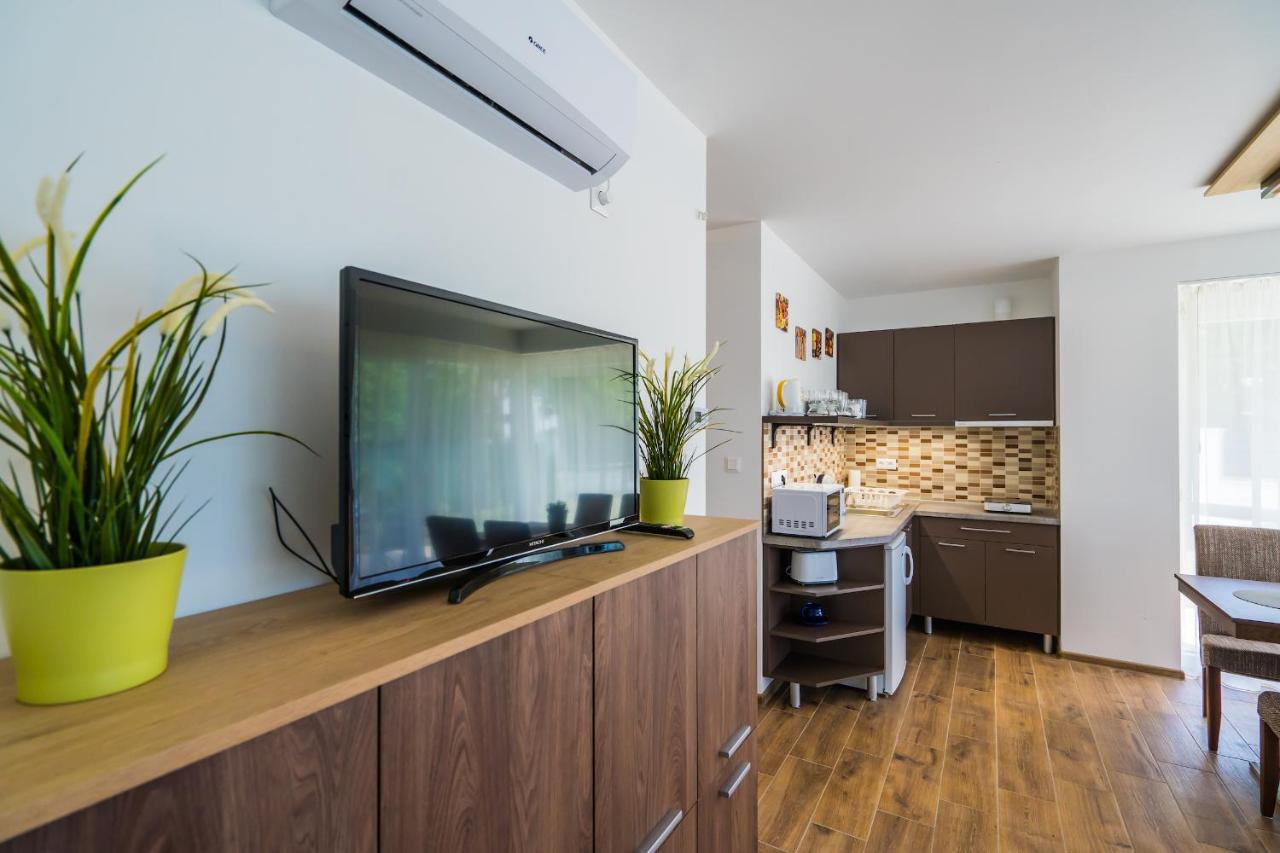 Gemini Apartments Siofok I., Iii. Екстериор снимка