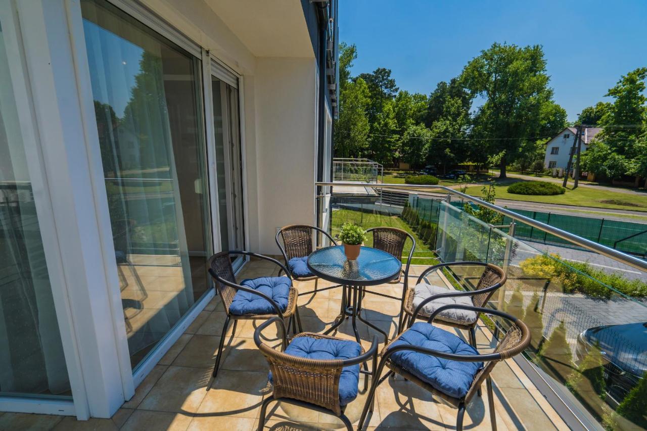 Gemini Apartments Siofok I., Iii. Екстериор снимка