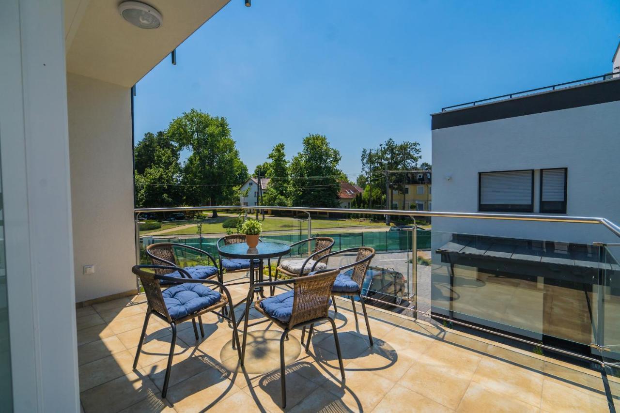 Gemini Apartments Siofok I., Iii. Екстериор снимка