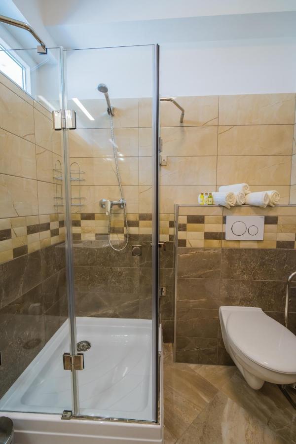 Gemini Apartments Siofok I., Iii. Екстериор снимка